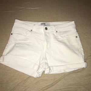 JUST BLACK WHITE DENIM SHORTS